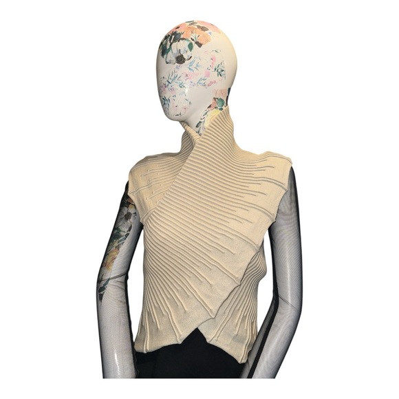 Chic Cream Ribbed Cowl Neck Sweater - Picture 4 of 8